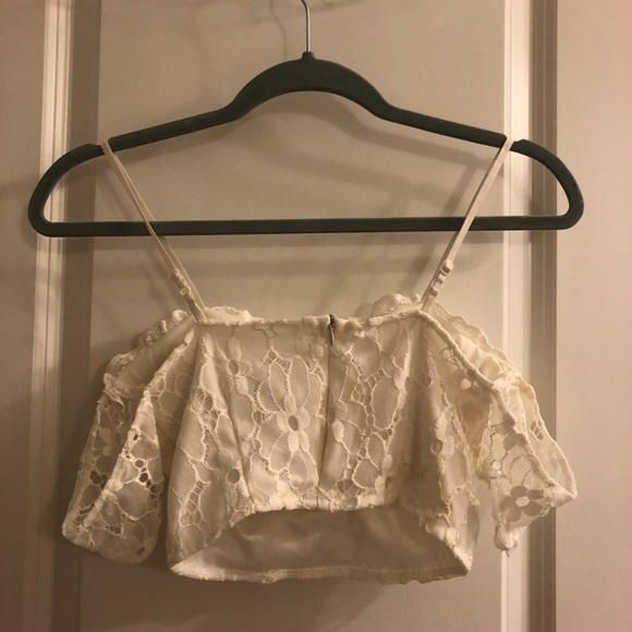 White lace flower crop top off shoulder padding - Picture 2 of 3